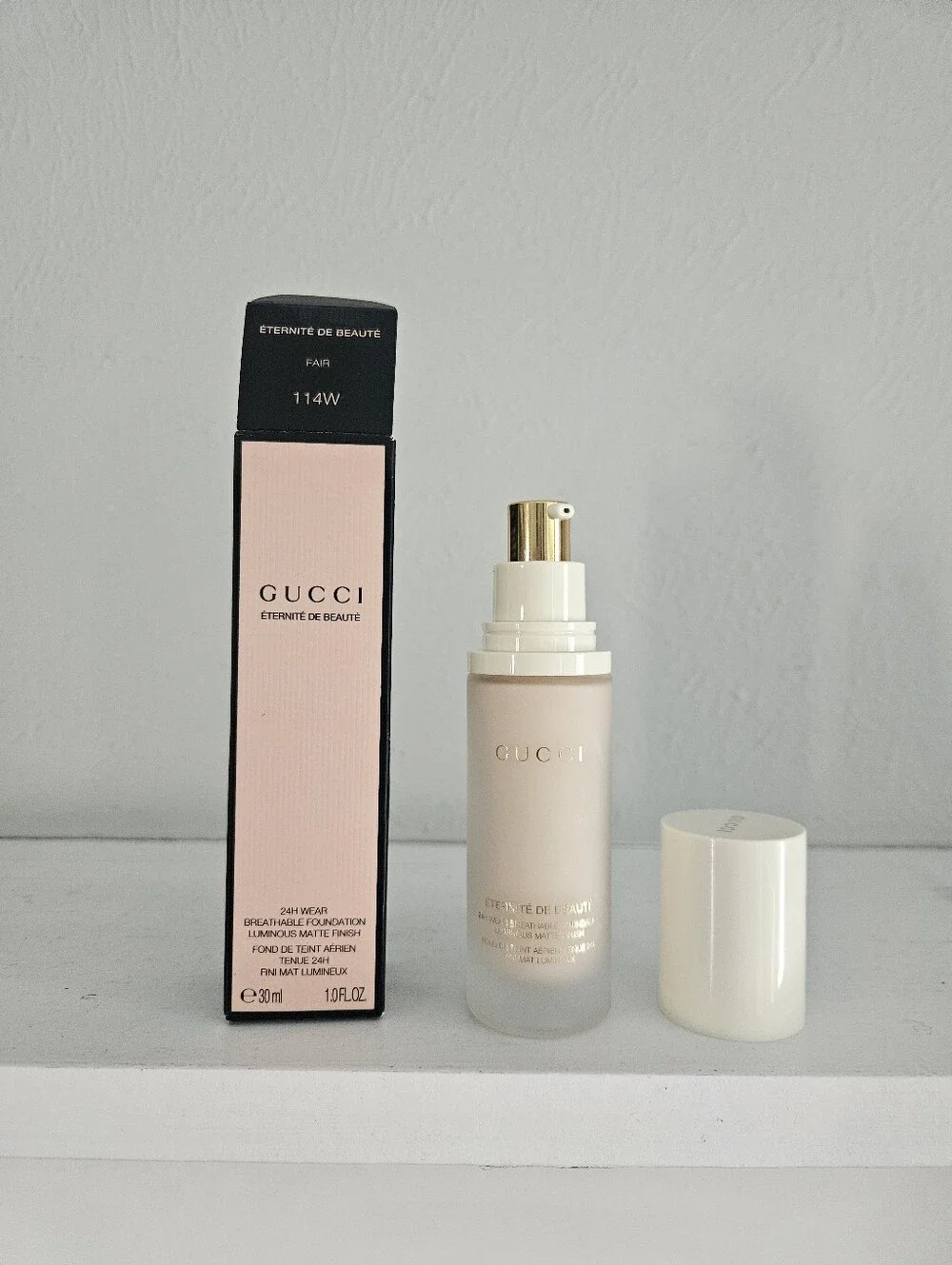 New In Box- Gucci Éternité De Beauté 24H Luminous Matte Breathable Foundation